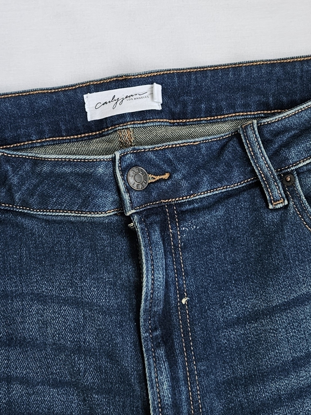 Carly Jean Los Angeles Dylan Dad Jean 3X High Rise Relaxed Straight Jeans - Picture 4 of 13